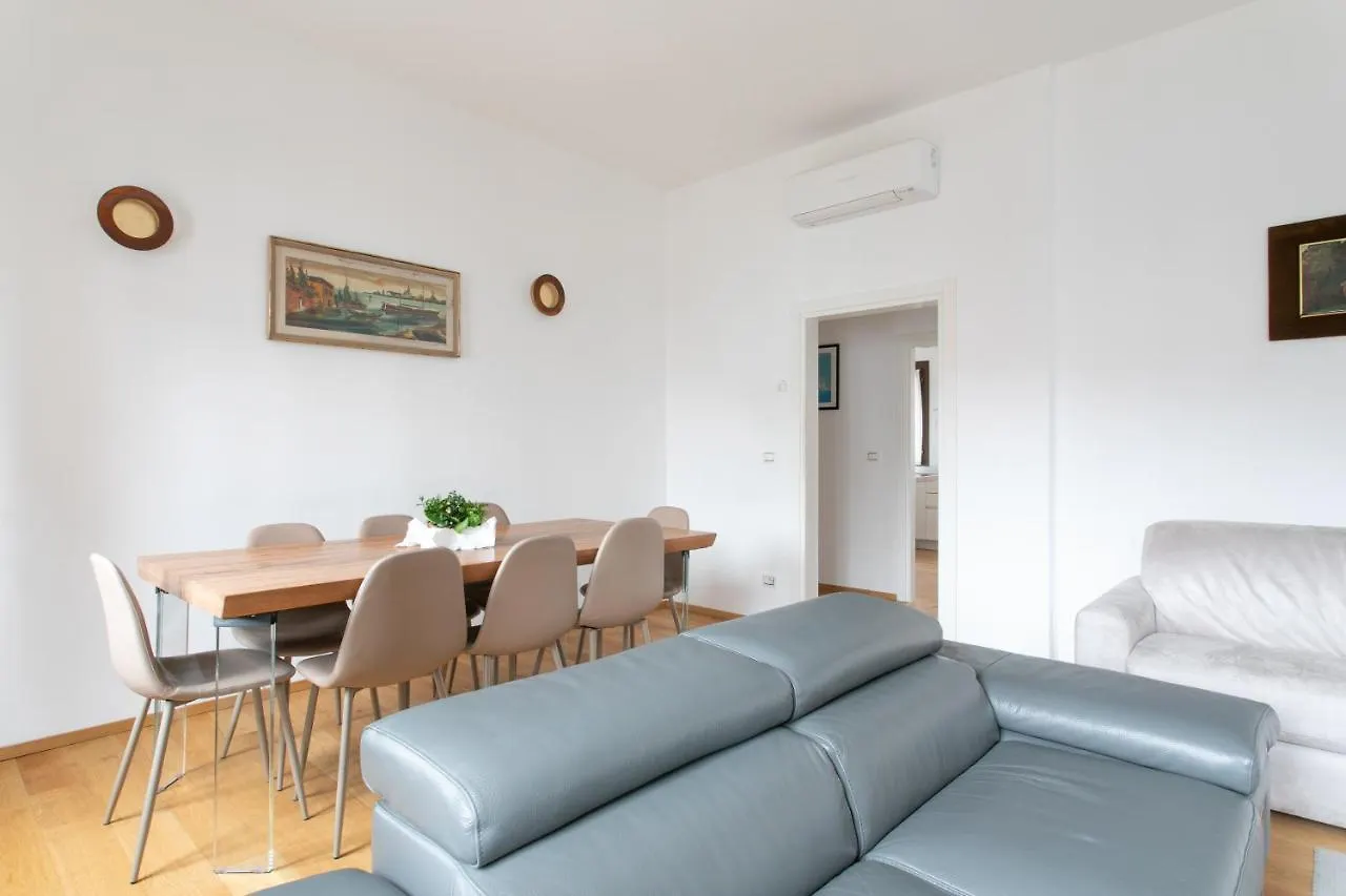 Appartamento Residenza Pomponi Deluxe Venezia 0*,  Italia