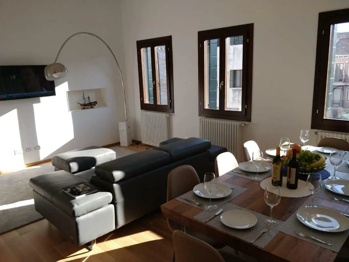 Appartamento Residenza Pomponi Deluxe Venezia 0*,