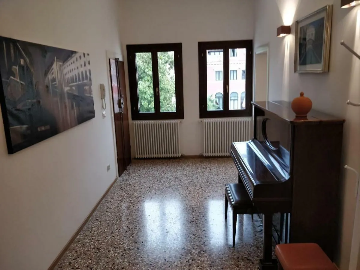 דירות ונציה Residenza Pomponi Deluxe