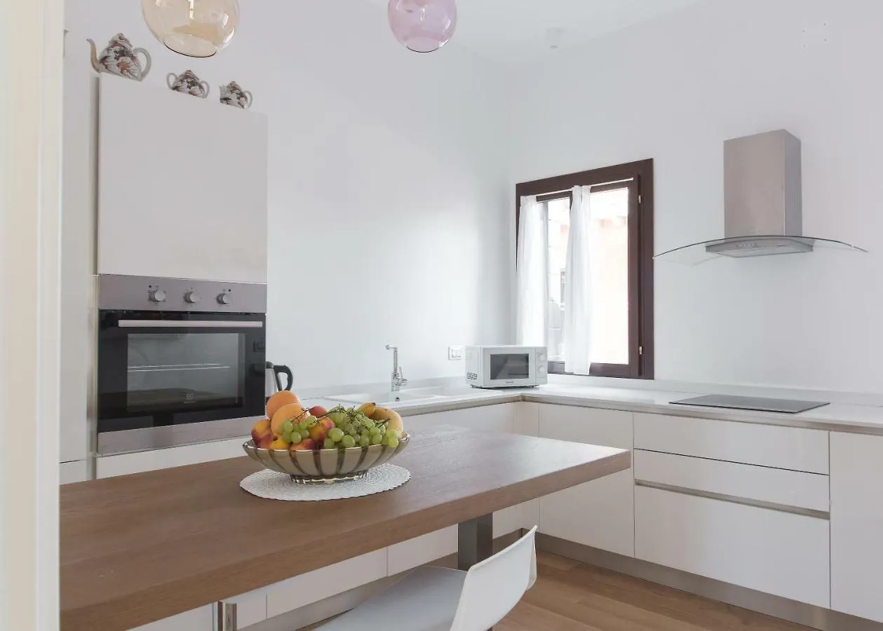 Appartamento Residenza Pomponi Deluxe Venezia 0*,