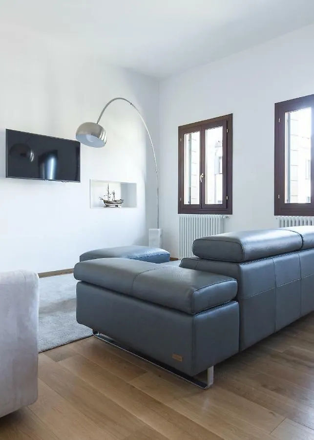 דירות ונציה Residenza Pomponi Deluxe